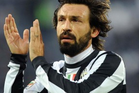 NBA常规赛半决赛爆出冷门！上海海港大胜广东男篮，争冠形势突变