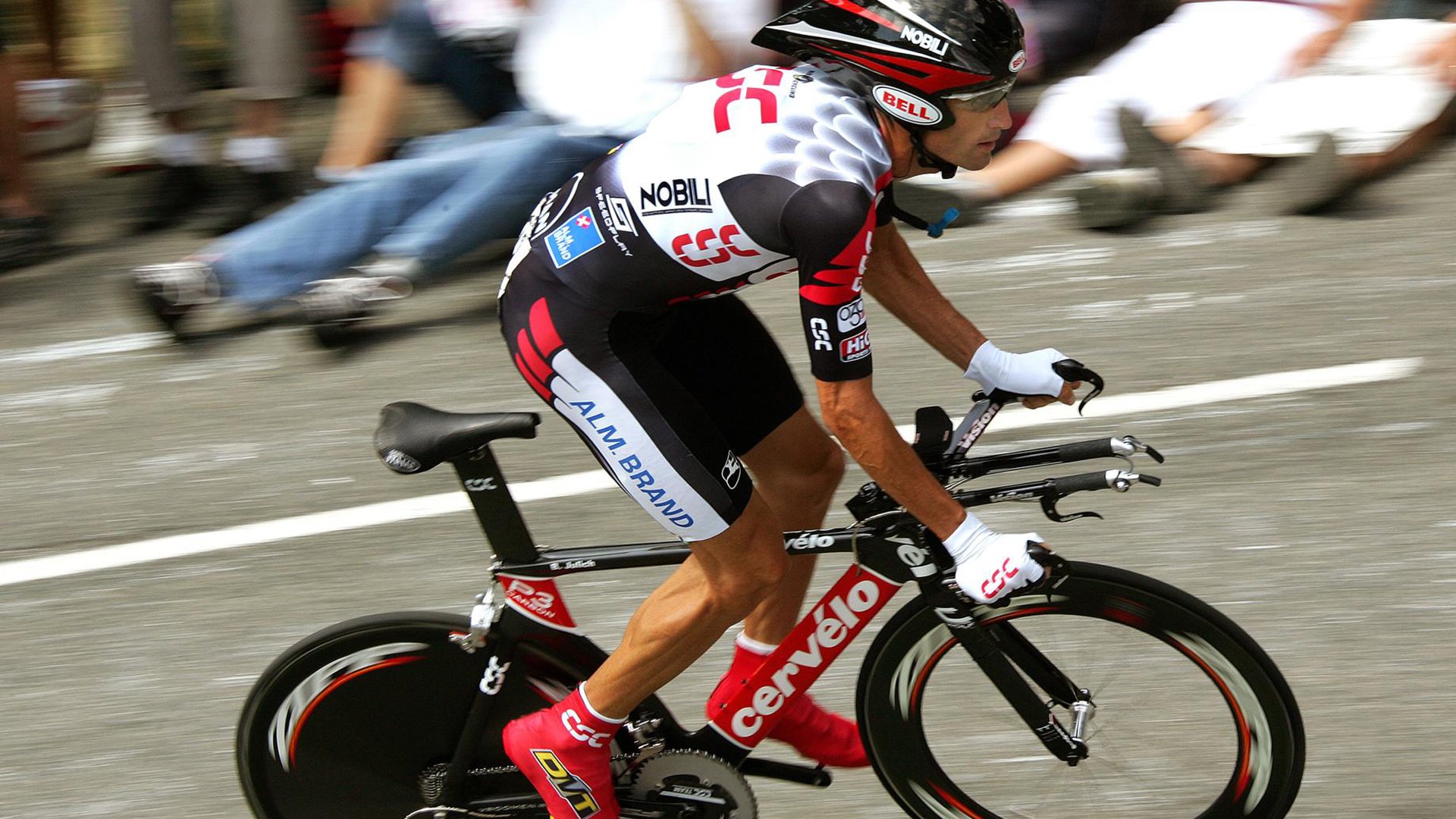 科维托娃爆冷击败勇士，回归赛场引爆全场！